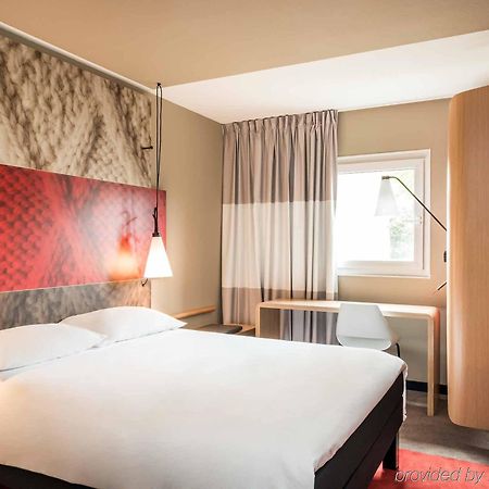 Hotel Ibis Senlis Senlis  Exteriér fotografie
