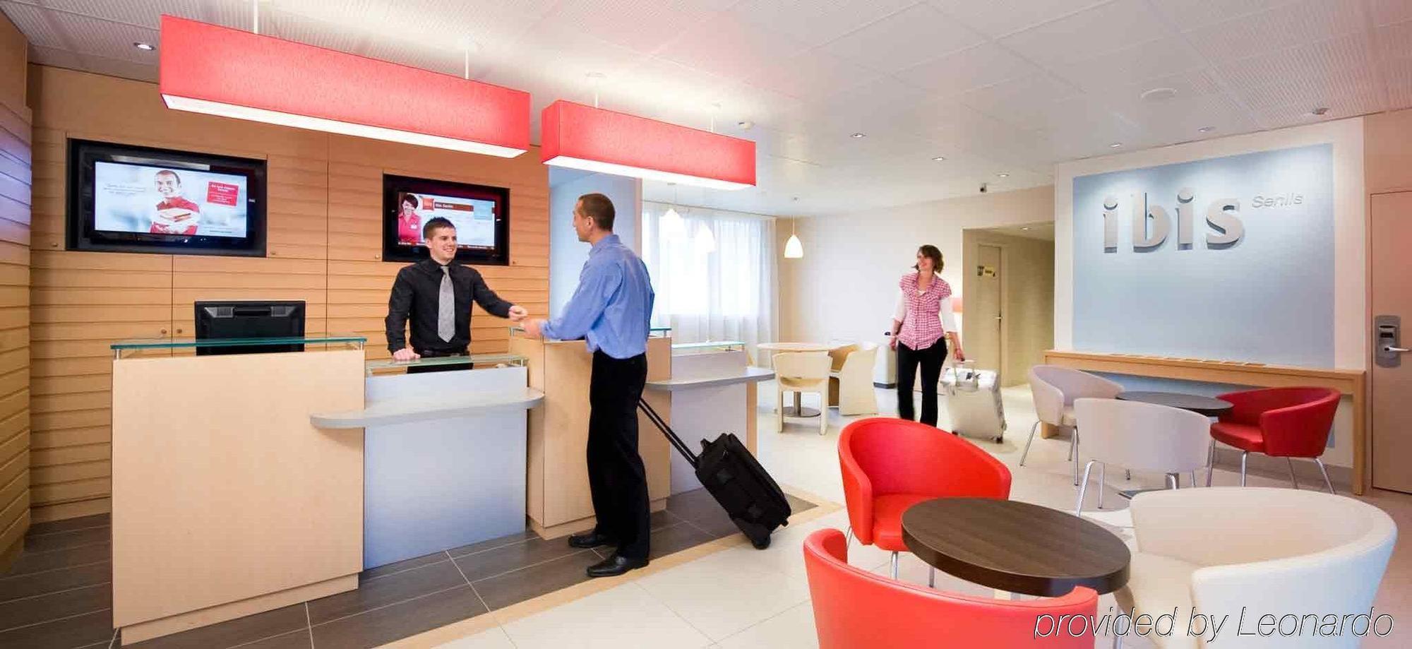 Hotel Ibis Senlis Senlis  Exteriér fotografie