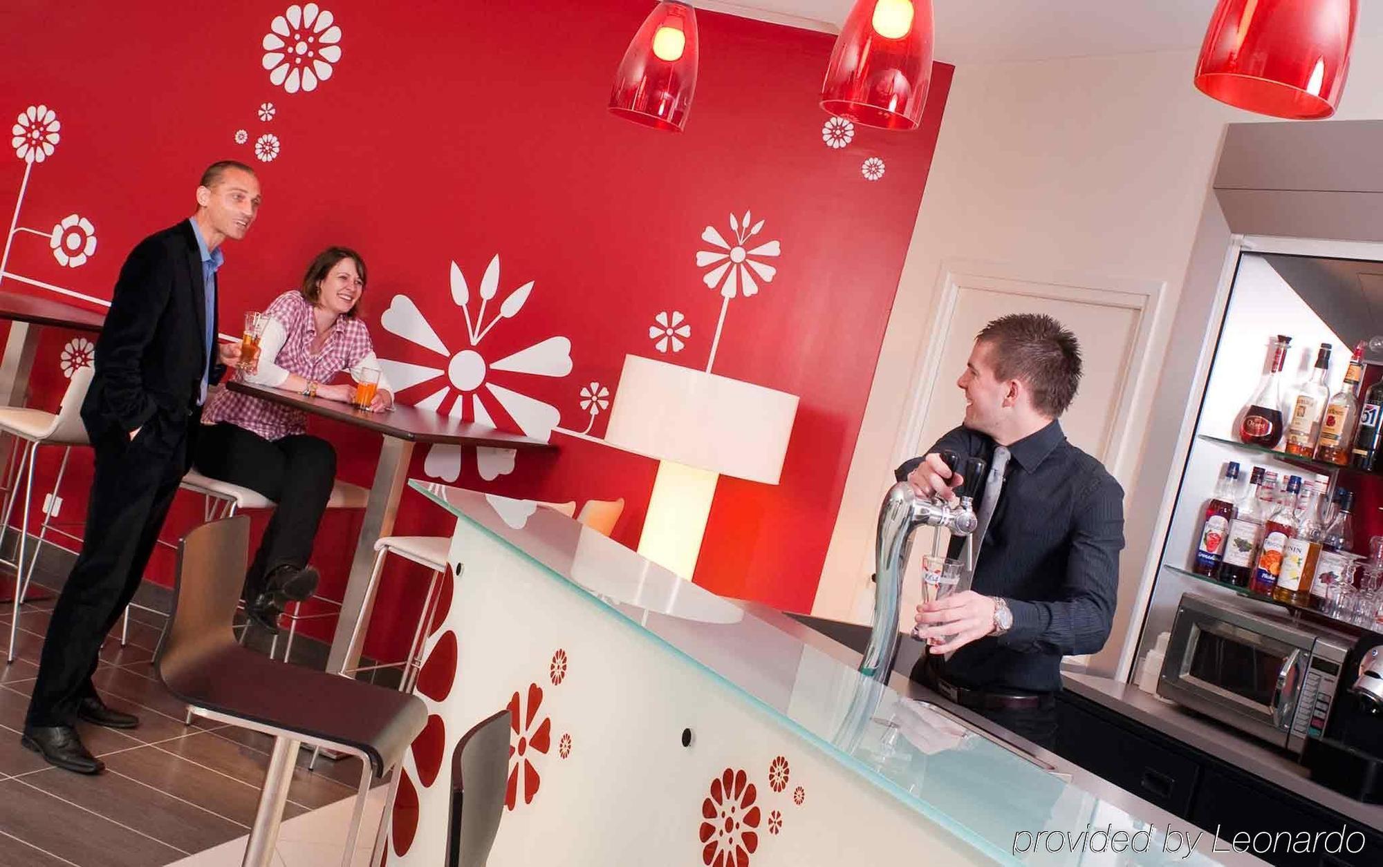 Hotel Ibis Senlis Senlis  Exteriér fotografie